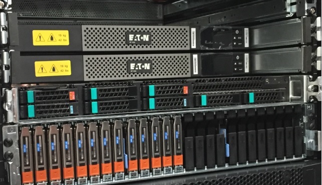 Pure vs XtremIO Flash storage